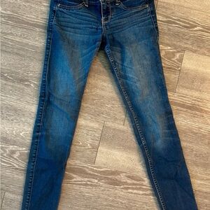 HOLLISTER Stylish Blue Denim Jeans